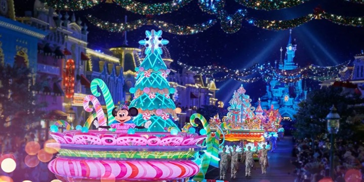 Disneyland Paris holiday parade