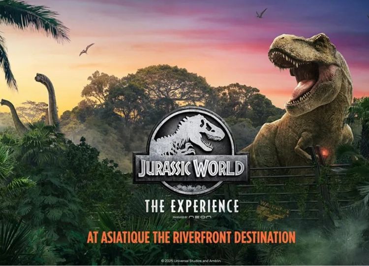 Jurassic World: The Experience