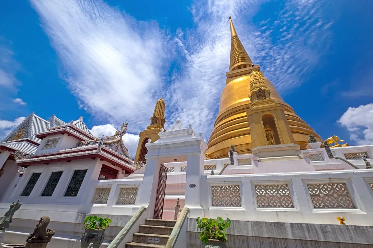 波尼威寺(Wat Bowoniwet Vihara)、曼谷及其周边地区的热门景点2026