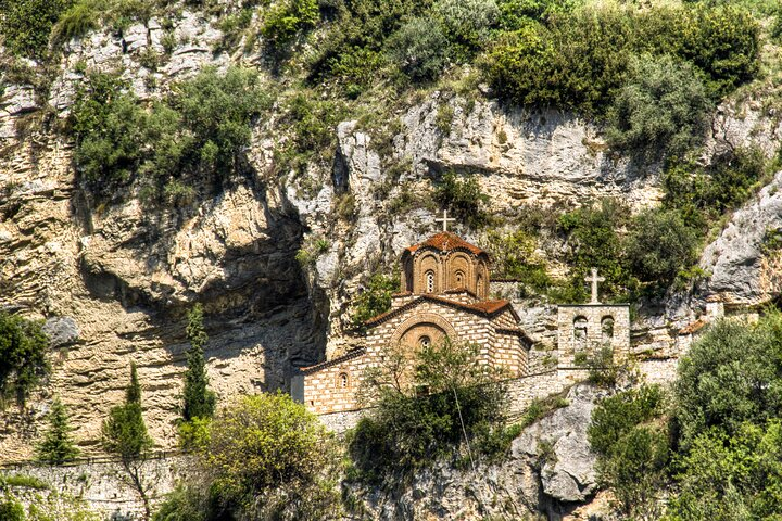 Church, Berat