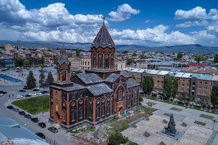 Gyumri City tour, Marmashen Monastery and Akhuryan river - Photo 1 of 8