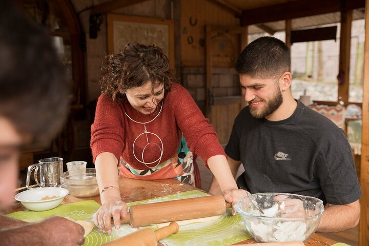 Make Your Own Creative Armenian Sweet Gata - Photo 1 of 19
