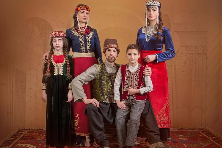 Photoshoot in Armenian garments  - Photo 1 of 3