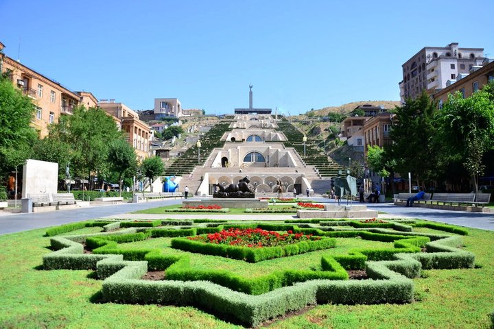 Private sightseeing and walking tour in Yerevan - Photo 1 of 25