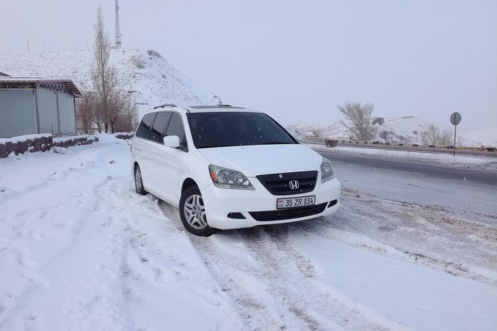 Transfer from Yerevan to Tbilisi with 2 sightseeing stops - Photo 1 of 12