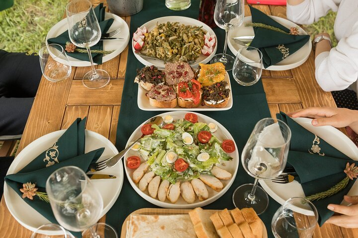 Wild Table by Odzun BnB - Photo 1 of 11