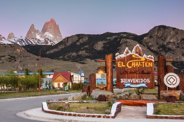 4-Days Trekking Fitz Roy & Camping at El Chalten - Photo 1 of 13