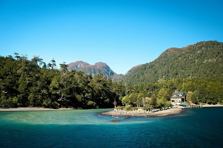 Patagonian Exploration: Blest Port and Los Cántaros Waterfall - Photo 1 of 4