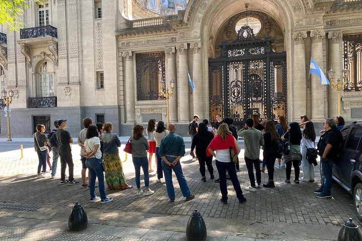 Buenos Aires, European city. 2 hours with an expert guide. - Photo 1 of 25