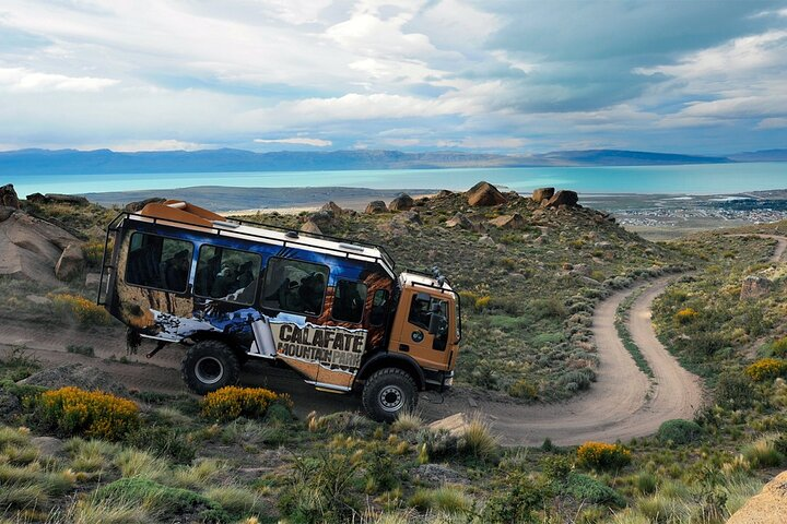 El Calafate Balconies Experience - Tour in FWD vehicle - Photo 1 of 6