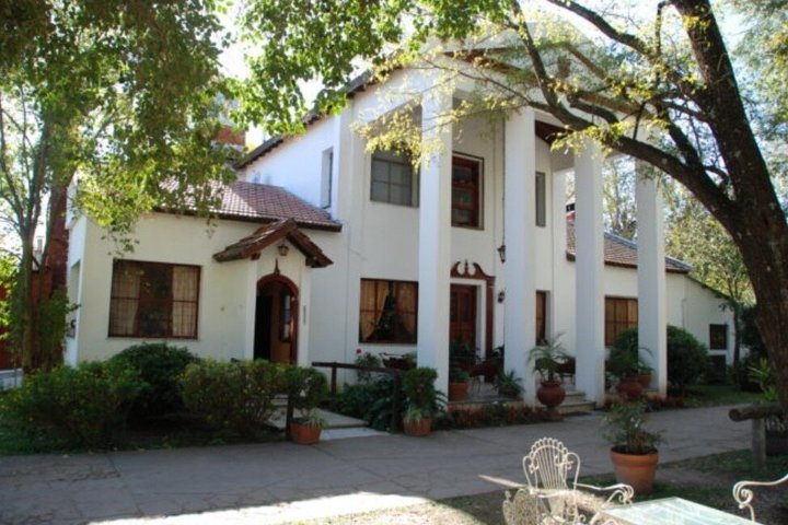 Excursion to Estancia in the Pampas with lunch + Dinner Tango Show - Photo 1 of 12