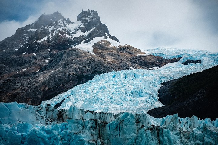 Spegazzini Glacier winds its way down to Lake Argentino which grounds the glacier at its bottom.