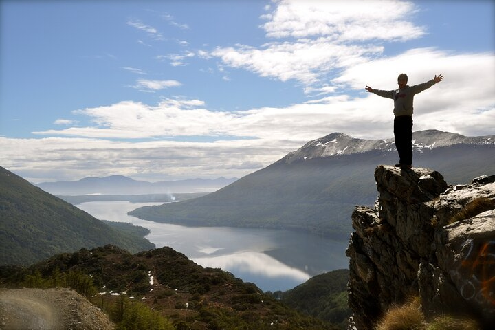 Overnight Ushuaia - Airport transfers, Tierra del Fuego National Park and Lakes! - Photo 1 of 13