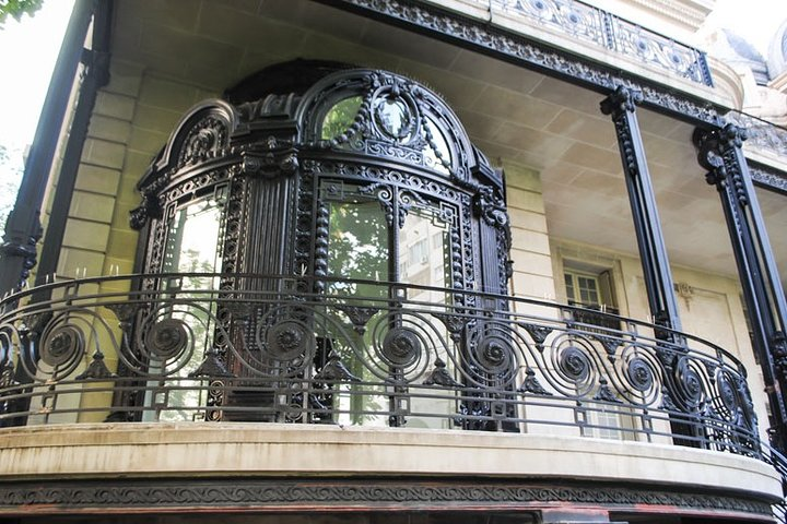 PRIVATE WALKING RECOLETA RETIRO, Paris in Buenos Aires? - Photo 1 of 10