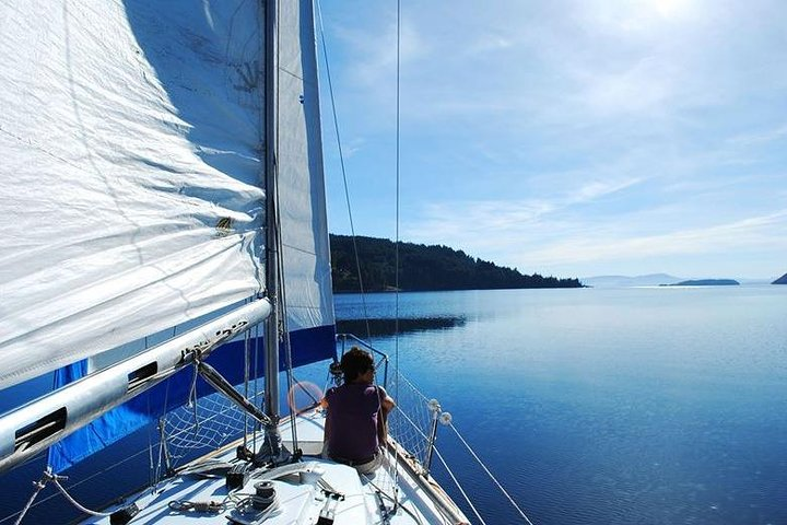 Sailboat ride in Bariloche