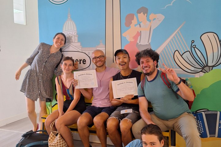 Spanish Intensive Group Classes 20 Hours p/Week | Vamos Academy Buenos Aires - Photo 1 of 6