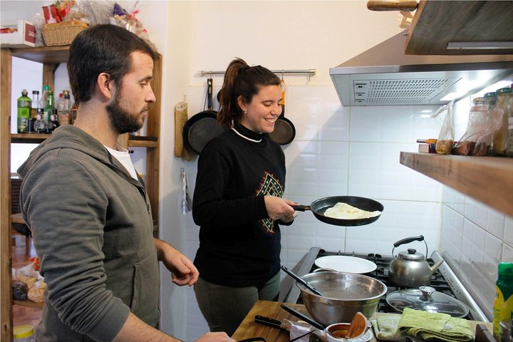 Traditional Argentinean cooking class and meal in Vicente Lopez