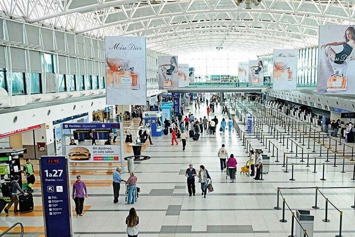 Airport Transfer (EZEIZA o AEP) + Private Buenos Aires City Tour - Photo 1 of 9
