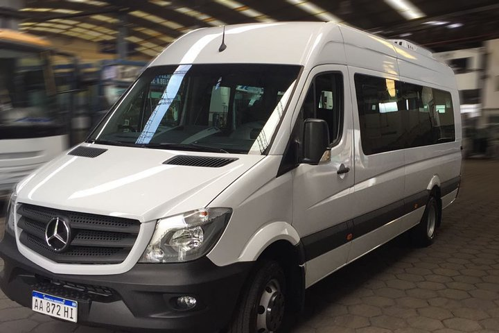 Transfer from the Airport to Bariloche - Photo 1 of 7