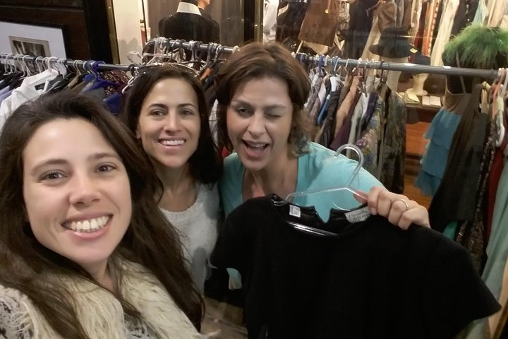 Vintage and Thrift Shopping Tour in BA - Photo 1 of 5