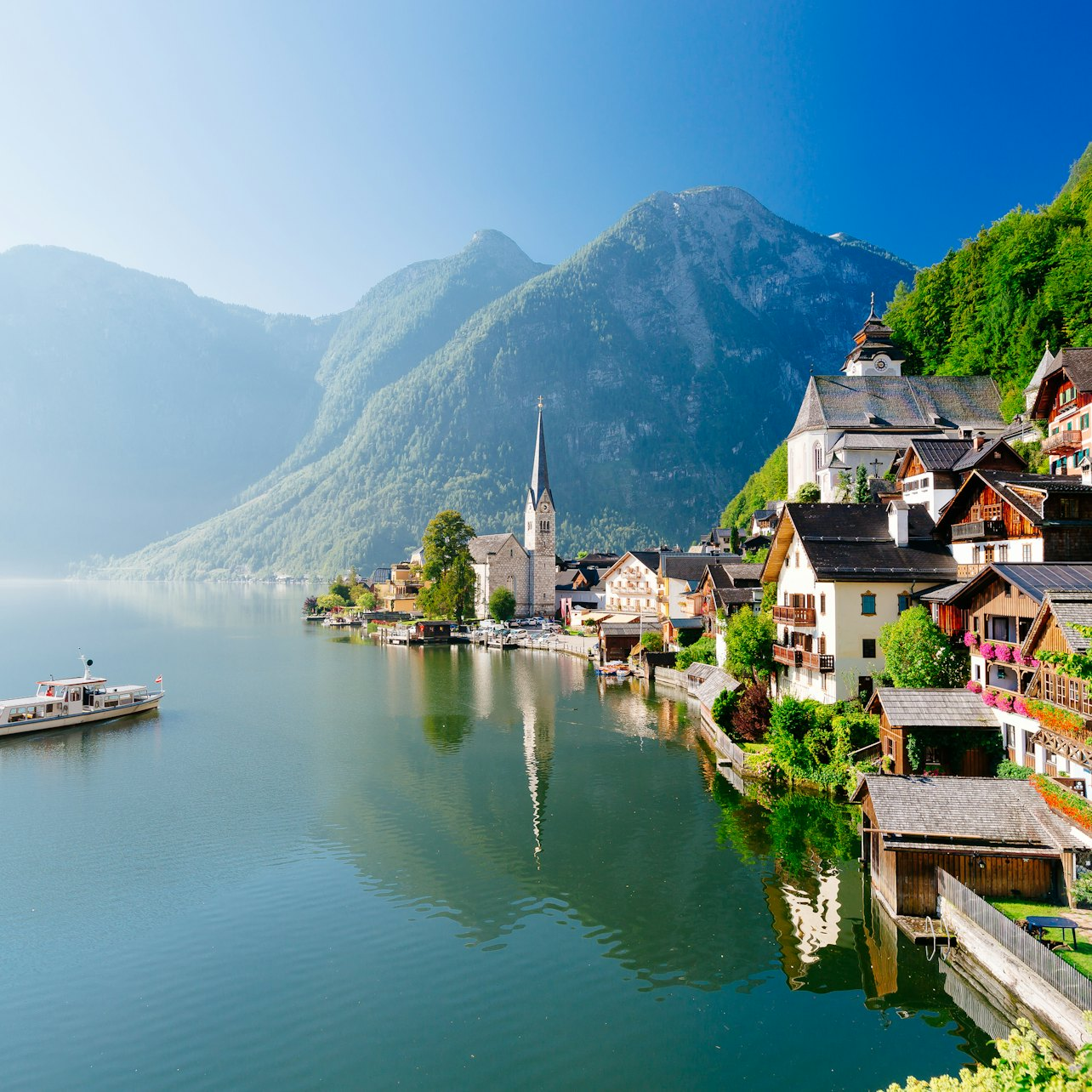 Hallstatt & Salzkammergut: Day Trip from Vienna - Photo 1 of 6