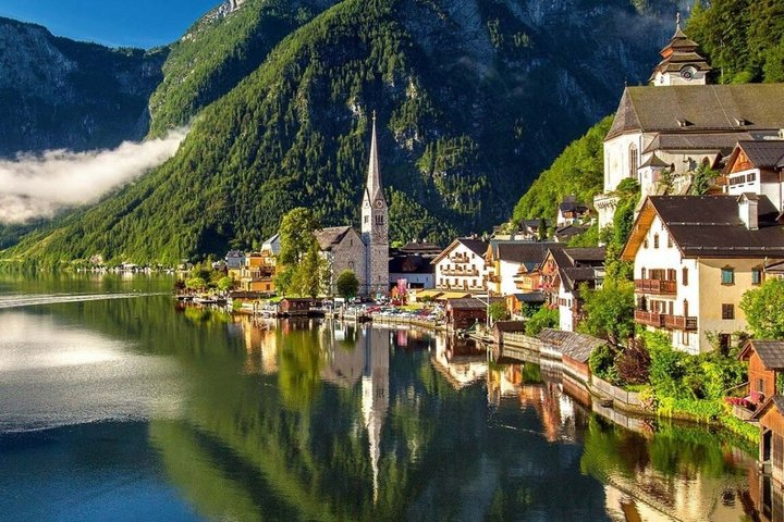 Hallstatt : Guided day trip from Vienna (small group) - Photo 1 of 9