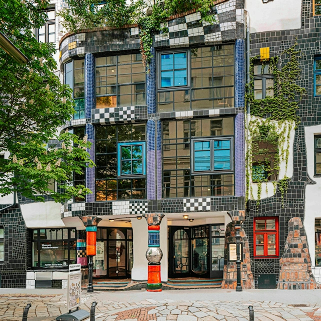 Kunst Haus Wien - Museum Hundertwasser - Photo 1 of 5