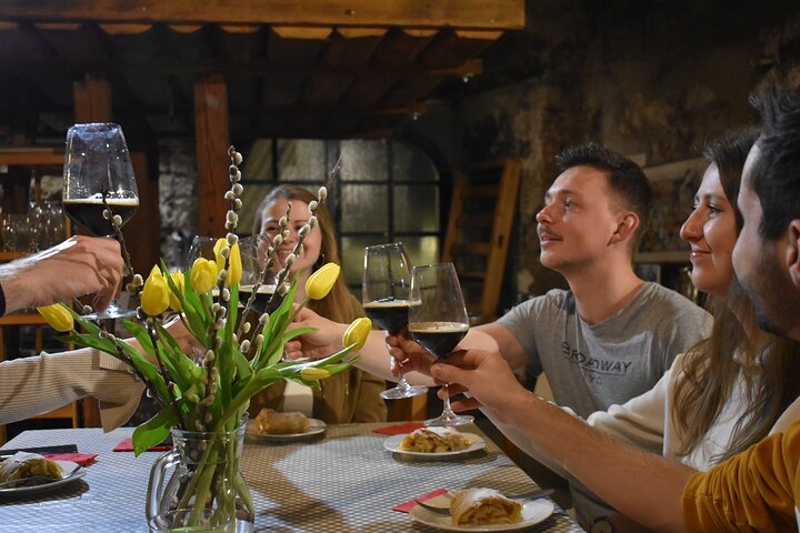 Cheers to Salzburg: Beer &Wine Tasting with local Food Pairing - Photo 1 of 3