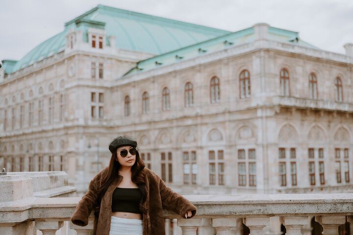 Private Vacation Photoshoot with Photographer in Vienna - Photo 1 of 25