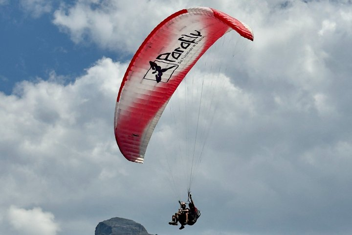 Paragliding Tandem with World Champion, Stubaital - Photo 1 of 25