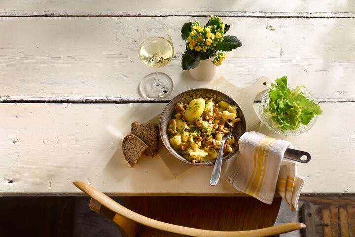 Experience authentic Viennese Food and Wine.