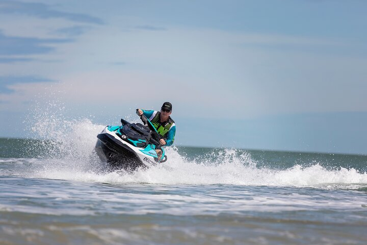 1-Hour Thunderball WWII Adventure Jet Skiing in Darwin - Photo 1 of 11