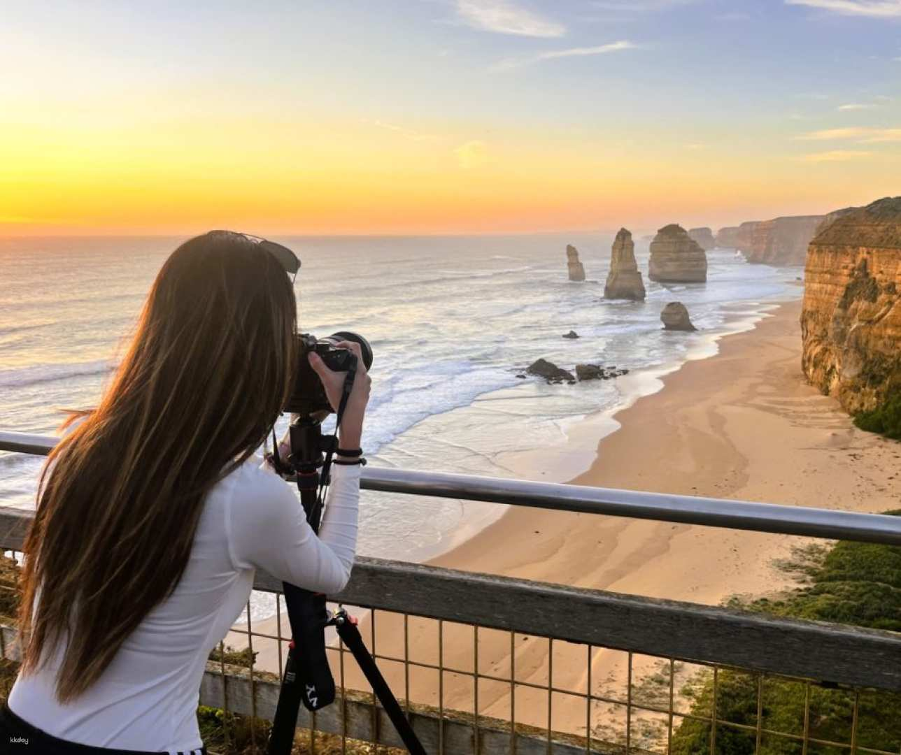 Great Ocean Road Sunset Tour from Melbourne: The Twelve Apostles  | Australia - Photo 1 of 10