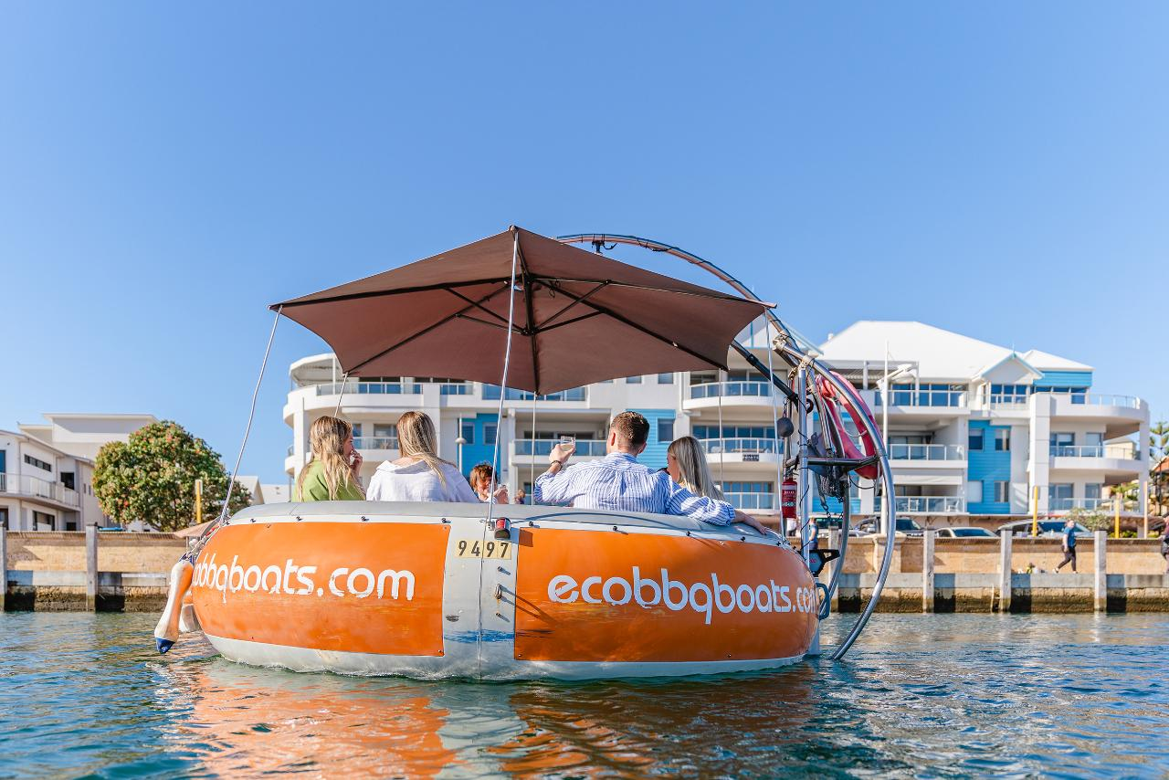 1.5-Hour Self-Drive BBQ Boat Hire  - Group of 1 to 6 people - MANDURAH - Photo 1 of 15