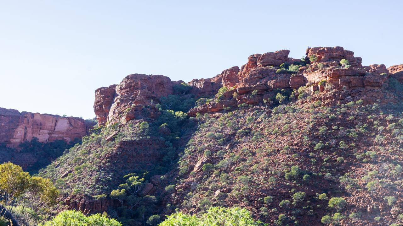 Kings Canyon to Ayers Rock Transfer (Y22) - Photo 1 of 2
