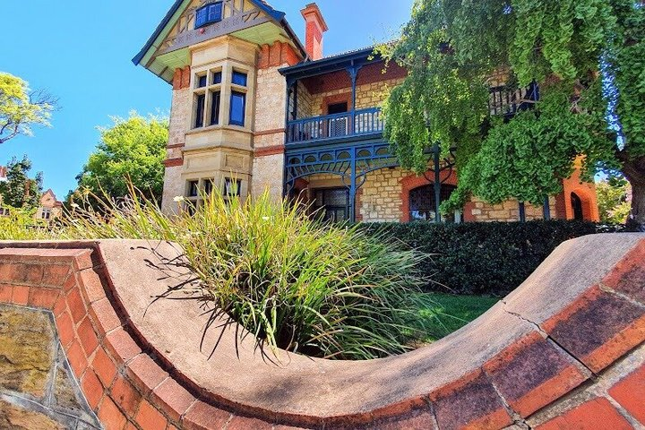 North Adelaide: Hills, Squares & Parklands Tour - Photo 1 of 10