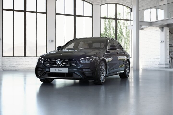 Experience seamless travel to Melbourne Airport with stylish comfort. Whether exploring metro areas or scenic regions like Geelong reliable taxi transfers ensure a smooth journey.