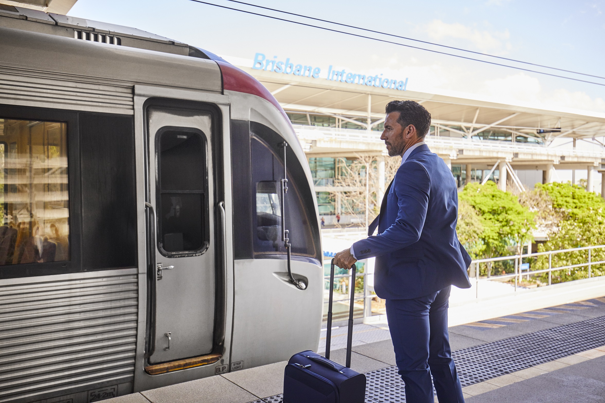 Experience seamless travel from Brisbane Airport to the Gold Coast with the Airtrain and tram connection. Enjoy the scenic journey while reaching popular destinations like Surfers Paradise and Broadbeach.