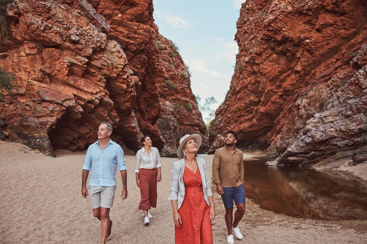 Autopia Tours: West MacDonnell Ranges Tjoritja from Alice Springs - Photo 1 of 18