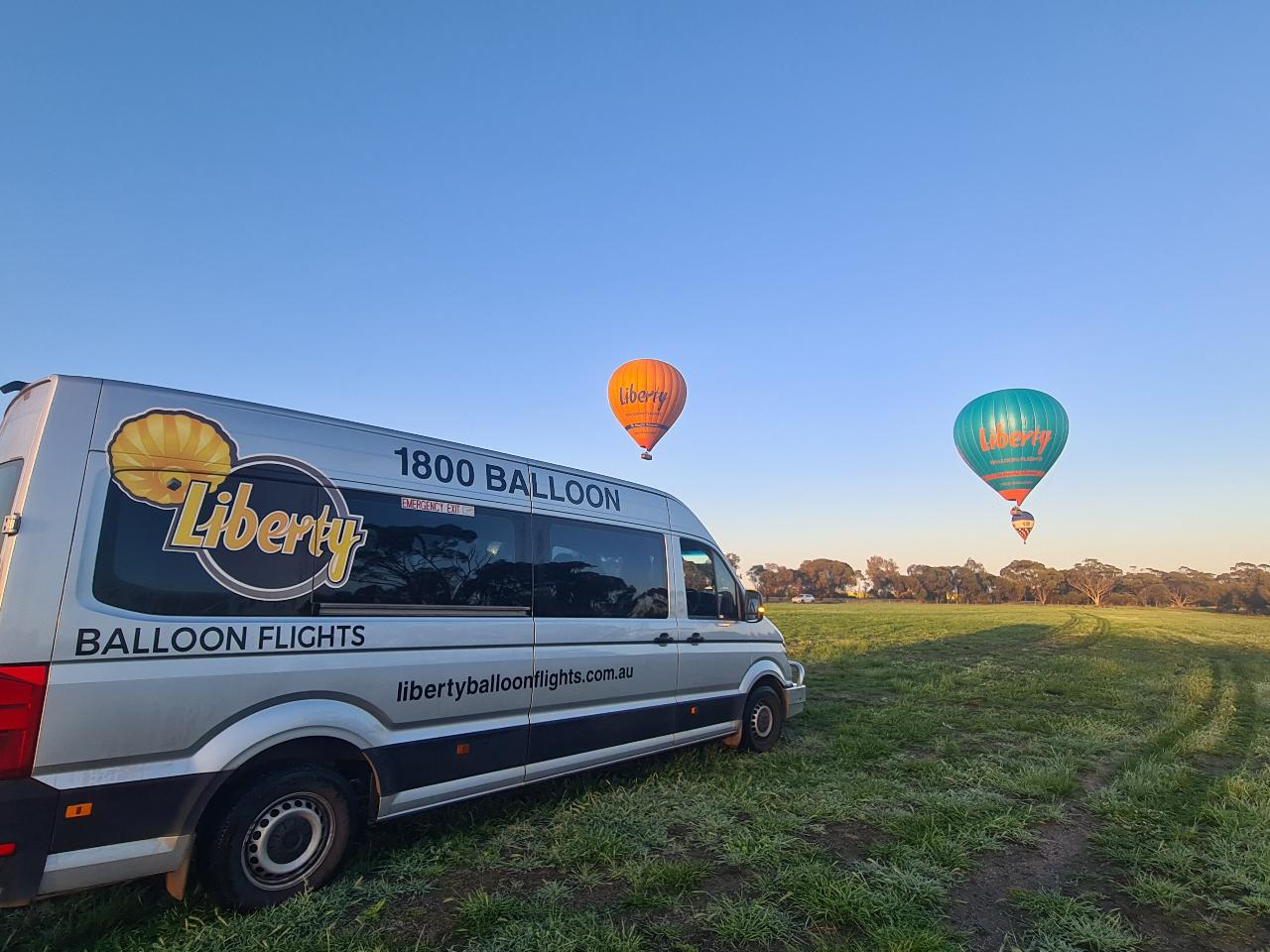 Ballooning over the Avon Valley (Includes transport from Perth and Breakfast) - Photo 1 of 17