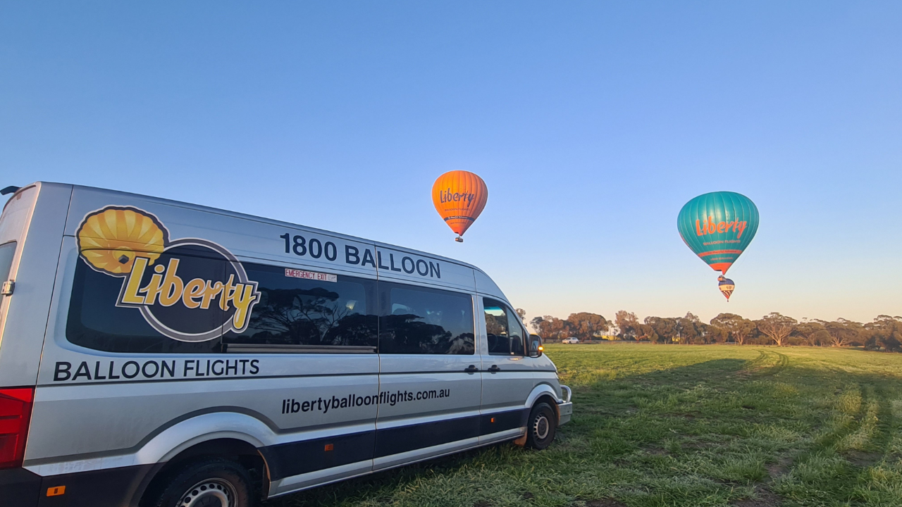 Ballooning over the Avon Valley (Includes transport from Perth and Breakfast) - Photo 1 of 15