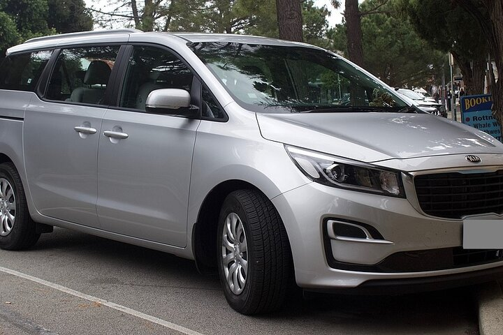 Brisbane Airport (BNE) to Brisbane - Round-Trip Private Transfer - Photo 1 of 9