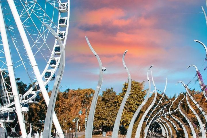 Explore Brisbane’s stunning skyline and picturesque parks while uncovering unique trivia. Engage in friendly competition with friends as you traverse this beautiful city on an unforgettable adventure.