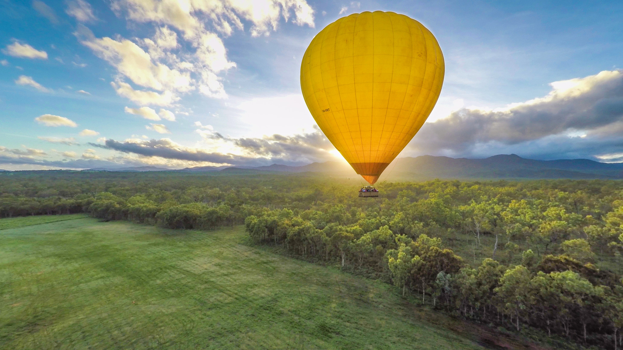 Cairns Hot Air Balloon Ride - Photo 1 of 10