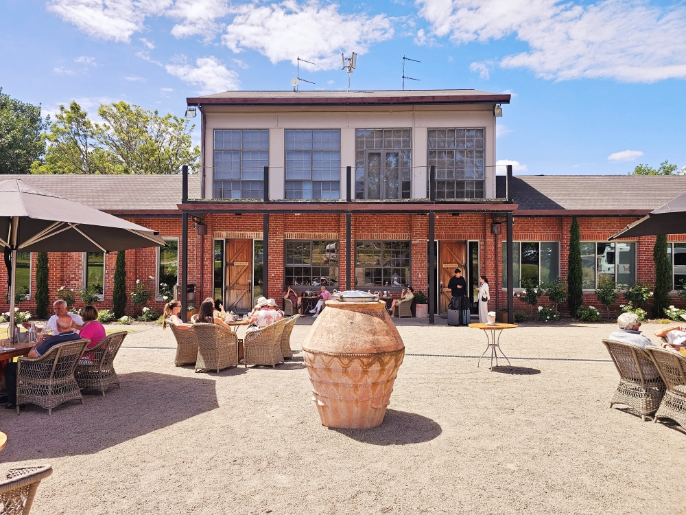 Depart Peninsula: Mornington Peninsula Food & Wine Tour - Photo 1 of 8