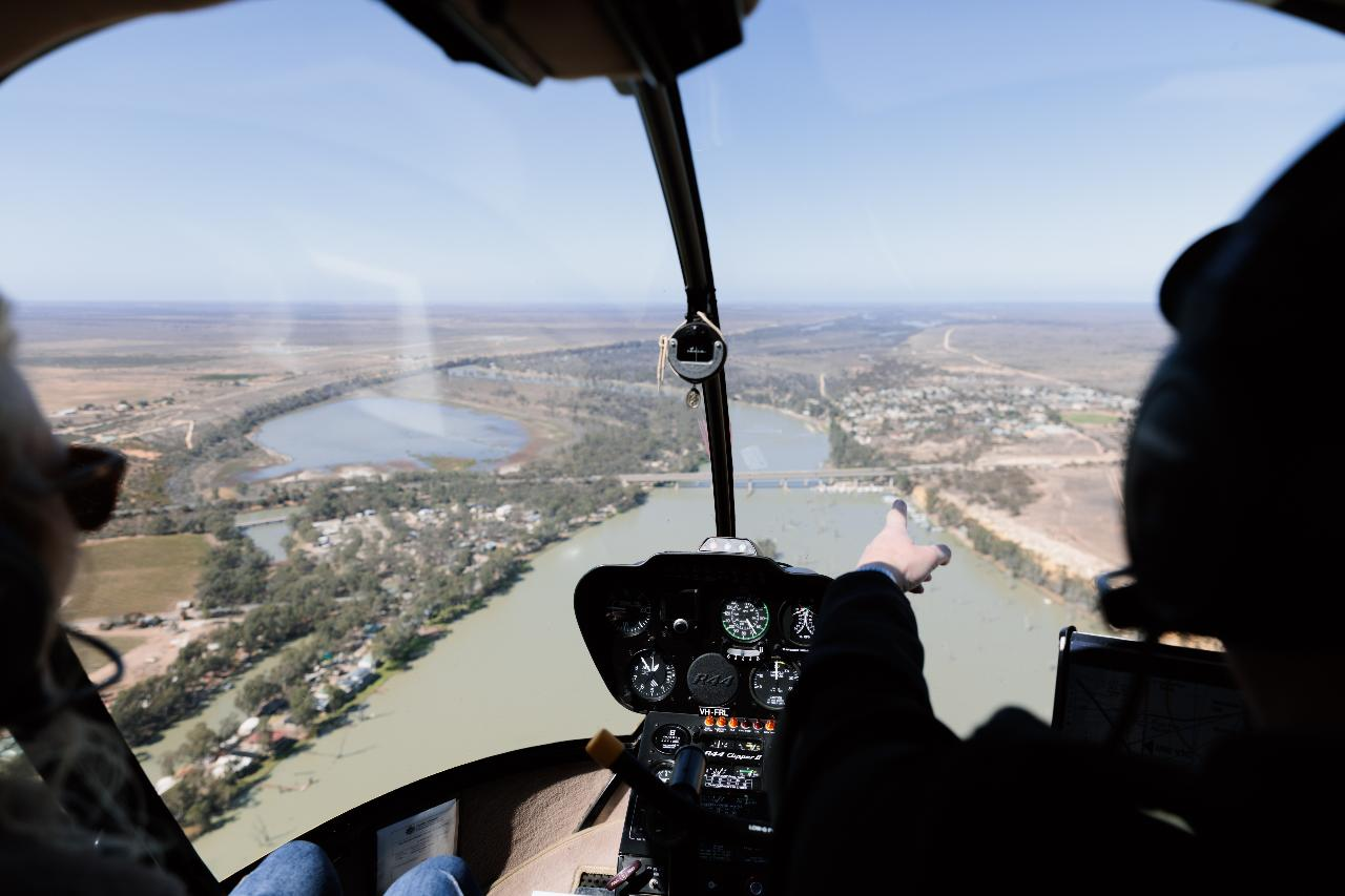 Epic Helicopter Pub Crawl (up to 3 passengers) - Photo 1 of 5