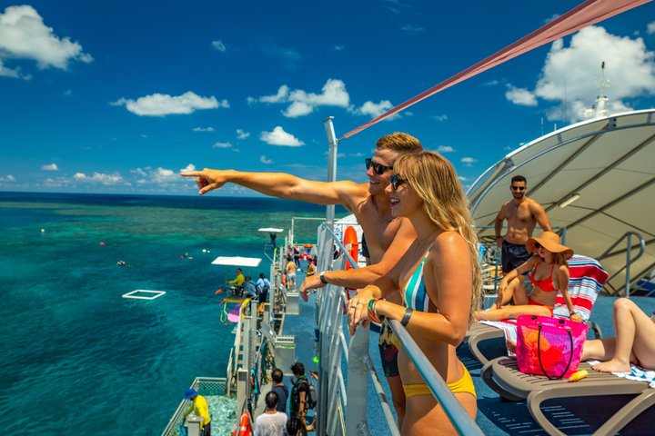 Great Barrier Reef Moore Reef and Fitzroy Island Premium Day Tour - Photo 1 of 25