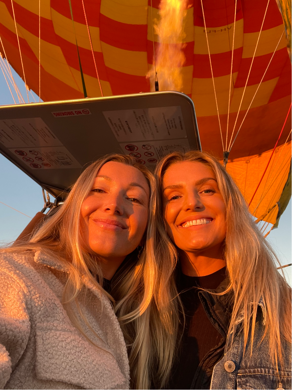 Gold Coast Hot Air Balloon VIP Experience for Two with private transfers - Photo 1 of 17