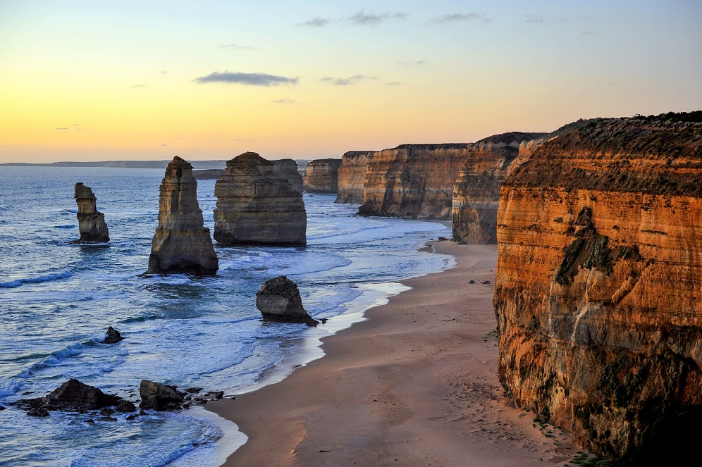  Great Ocean Road Bus Tour Including 12 Apostles, Forest Walk, Koalas & more  - Photo 1 of 15