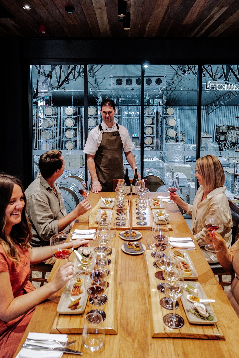 Savor exquisite wines and gourmet canapés while learning from experts in stunning vineyard settings creating unforgettable memories in the heart of Hunter Valley’s rich wine heritage.